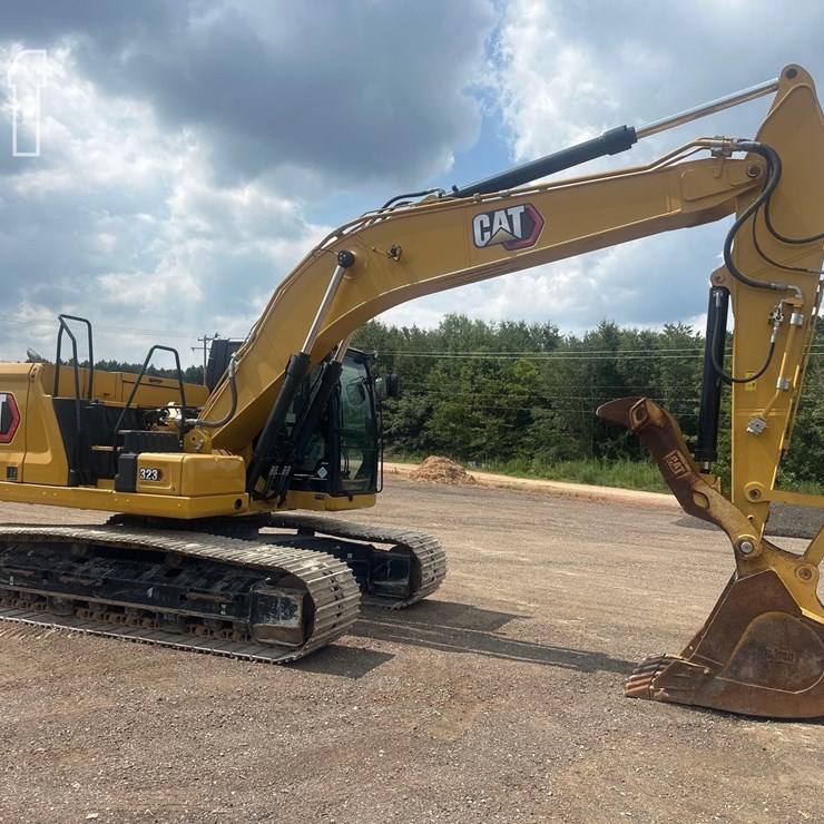 2021 CATERPILLAR 323