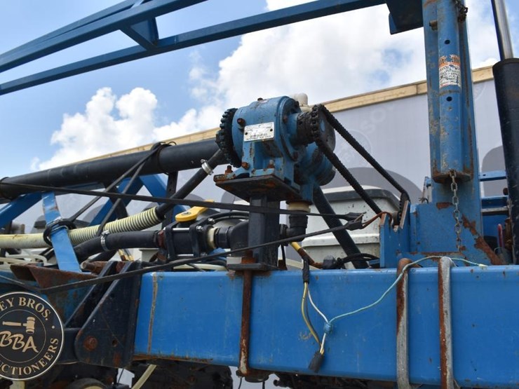 2005-kinze-3600-image-33