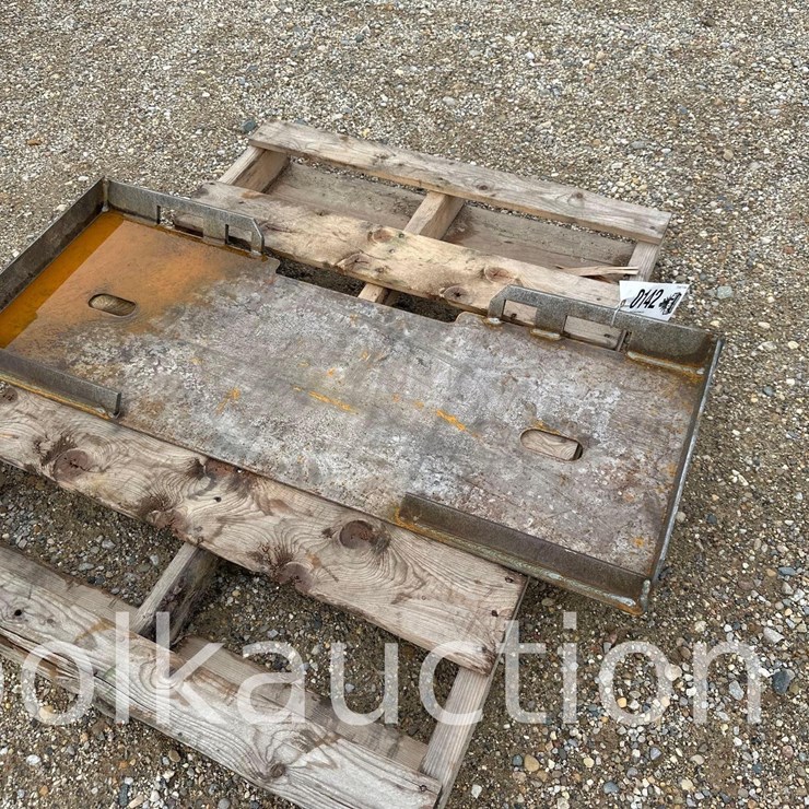 142 - FORMED SKID STEER FRAME