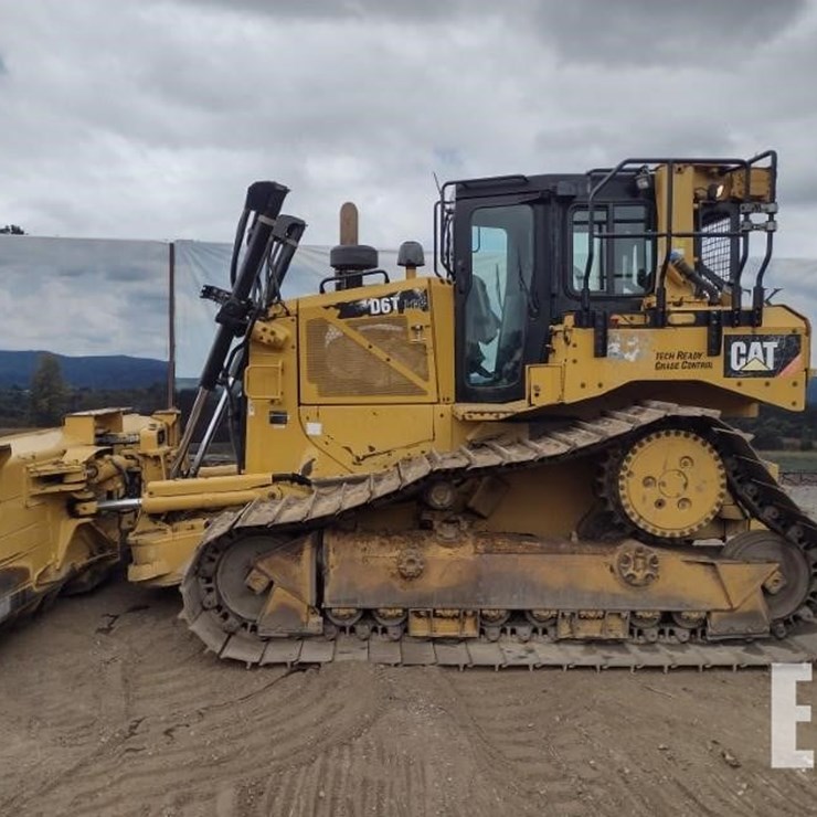2018 CATERPILLAR D6T LGP