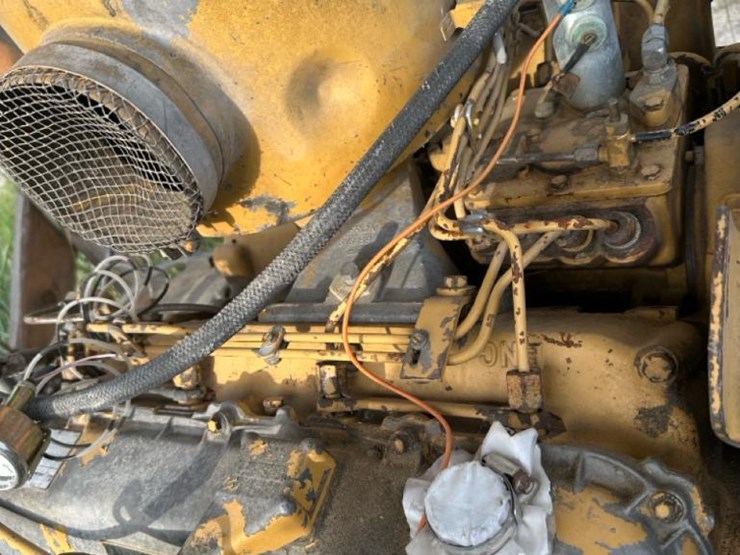 caterpillar-3208-image-14