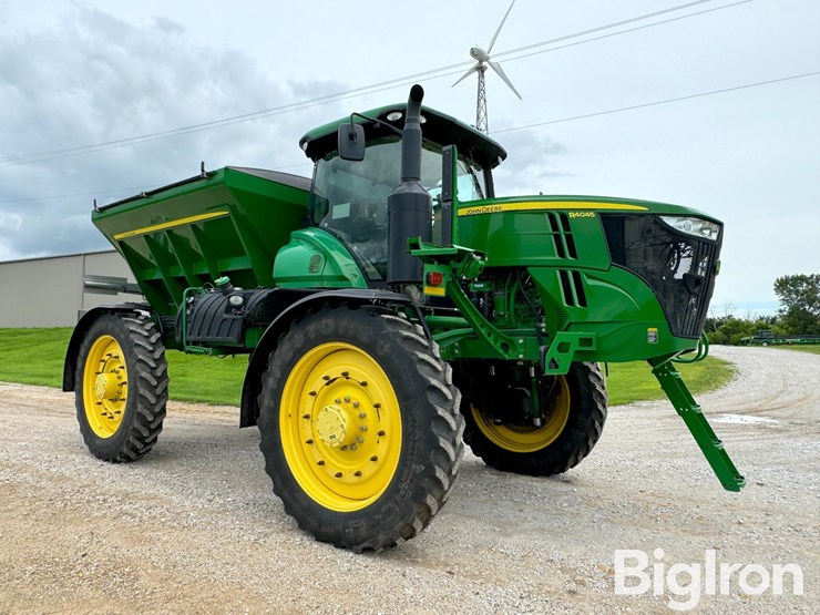 2015-john-deere-r4045-image-3