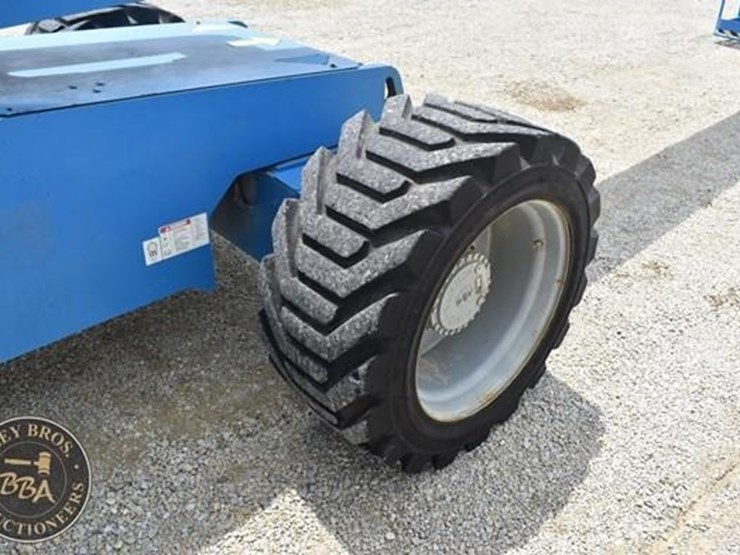 2014-genie-s85-image-11