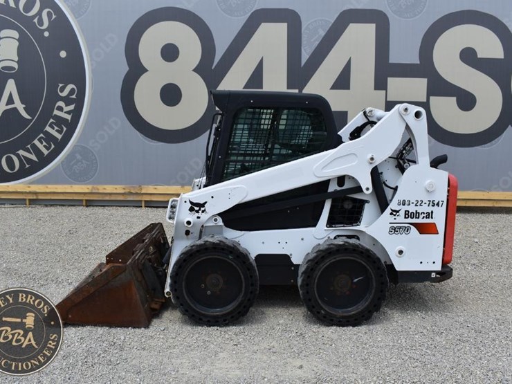 2018-bobcat-s570-image-6