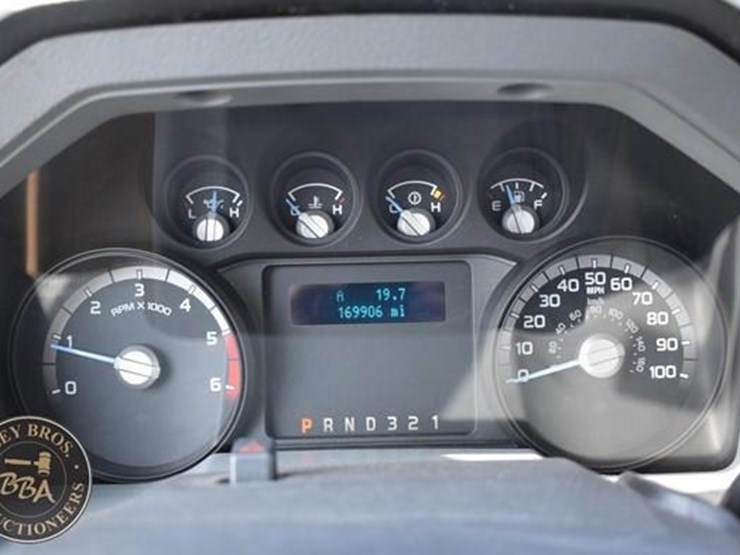 2013-ford-f550-image-83