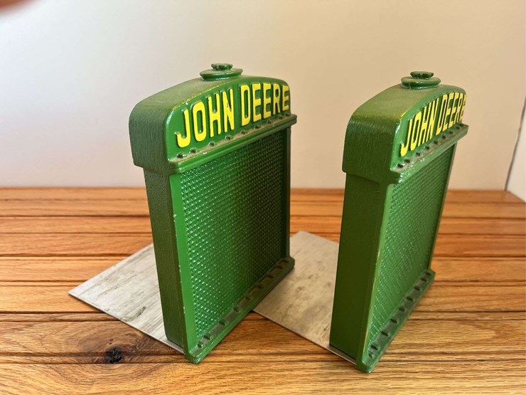 john-deere-radiator-bookends-image-4