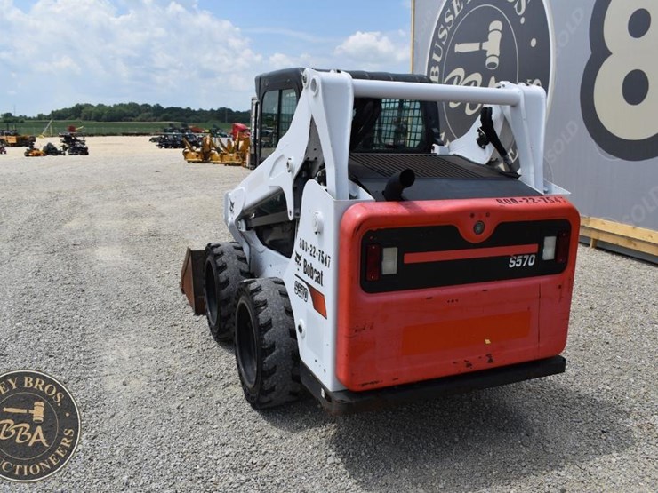 2018-bobcat-s570-image-13
