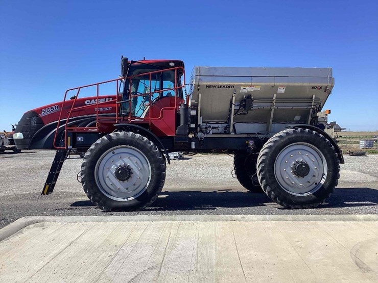 2021-case-trident-5550-spreader-image-9