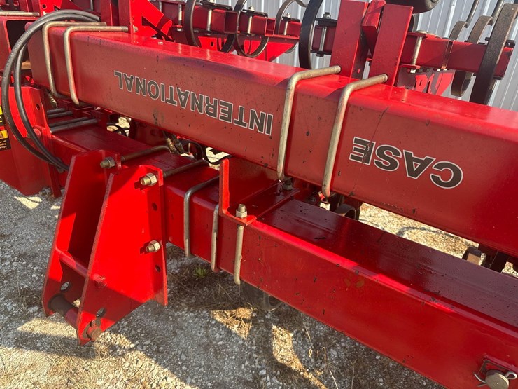 case-ih-183-image-11