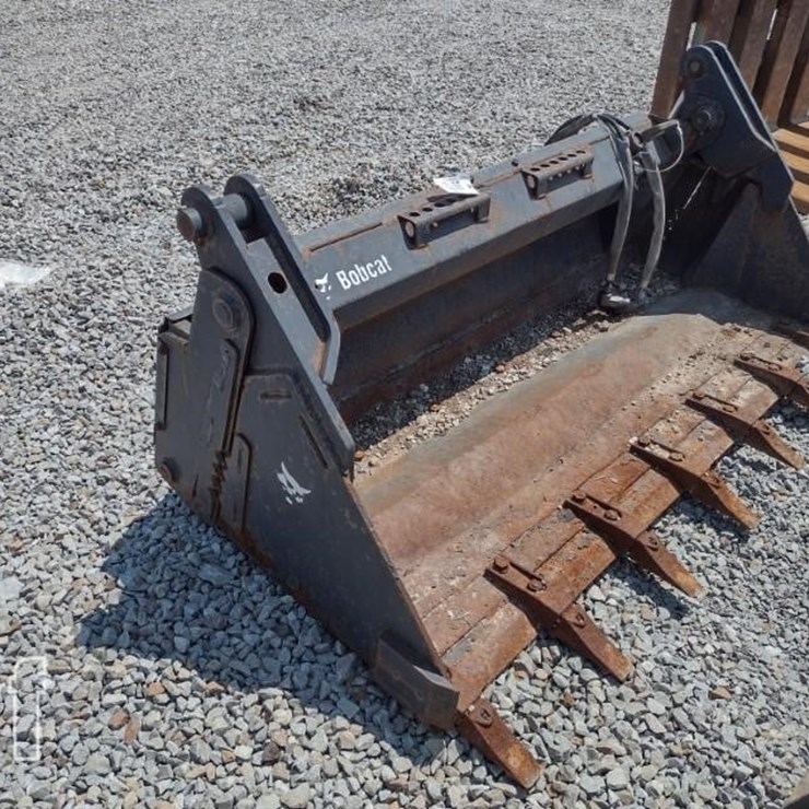 BOBCAT 4 IN 1 BUCKET