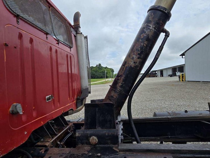 1981-international-f2674-tandem-axle-grain-truck-w/tag-axle*updated-8/4/25*-image-13