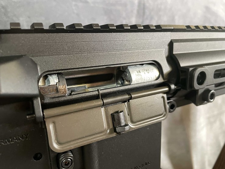 #4457-•-heckler-and-koch-416-(ar-15)-22-lr-semi-auto-rifle,-sn:-hb075574-image-12