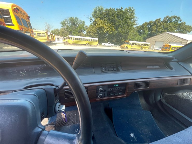 #1474-•-1992-chevrolet-lumina-sedan-2g1wl54t6n9202754-image-24
