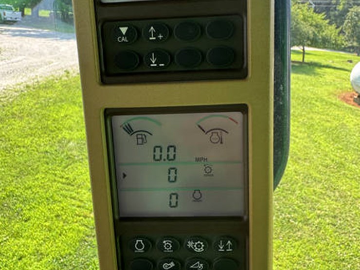 2010-john-deere-2010-image-109