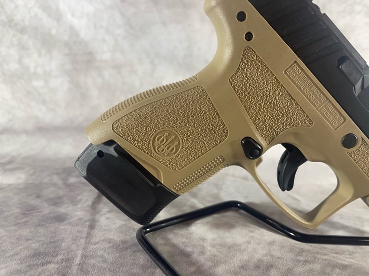 #4368-•-beretta-apx-a1-carry-9mm-luger-pistol,-sn:-axc154049-image-6