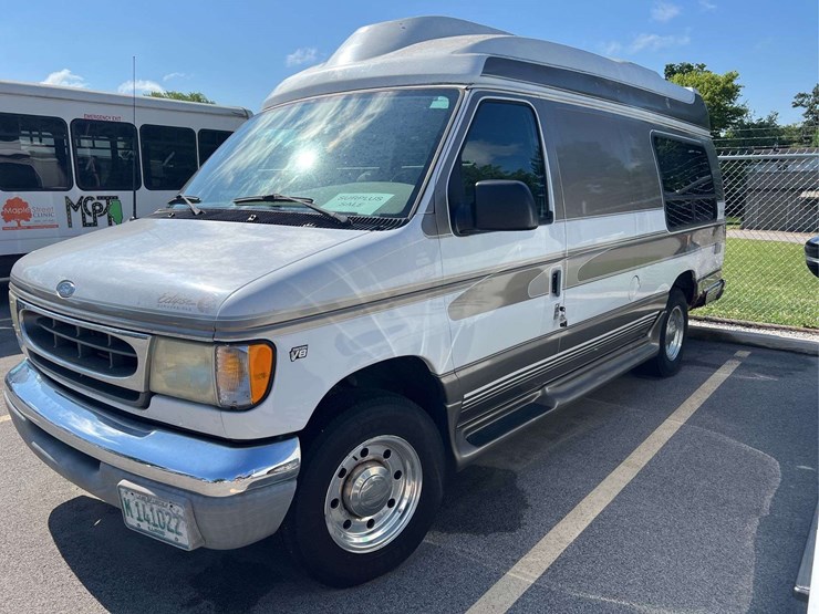 2002-ford-e250-image-13