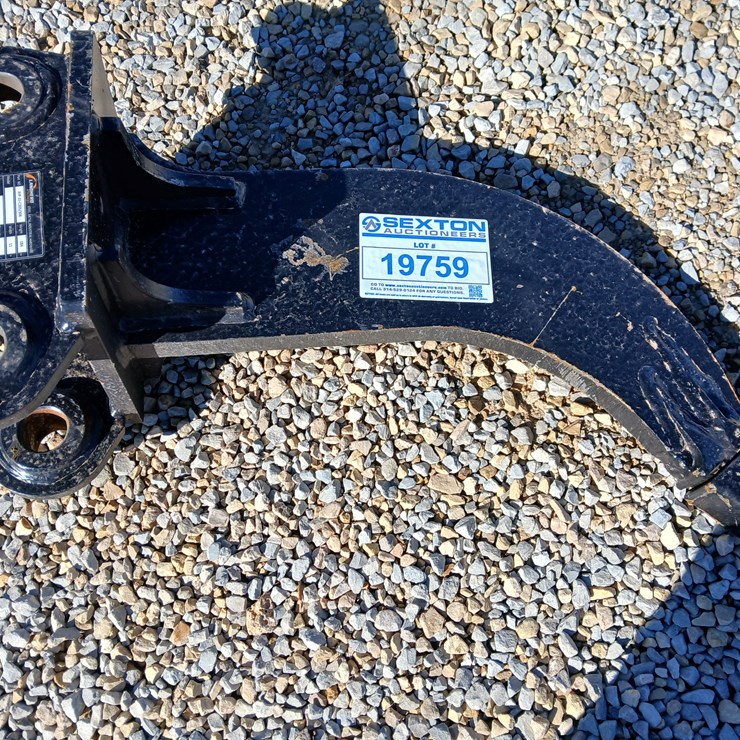 #19759 • Landhero Ripper Excavator Attachment (305)