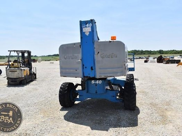 2015-genie-s40-image-14