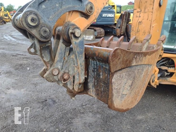 2019-case-580sn-image-37