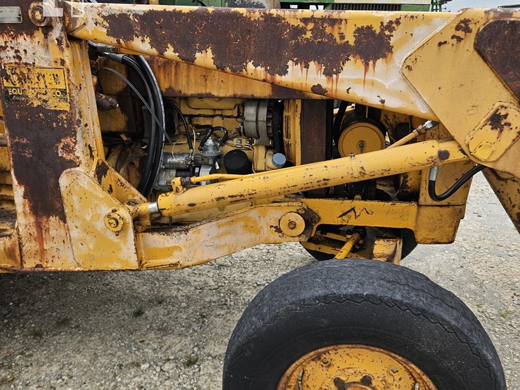deere-e7320-wilson825-b25-image-18