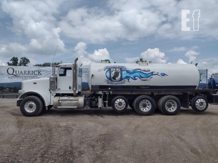 2016-peterbilt-367-image-1