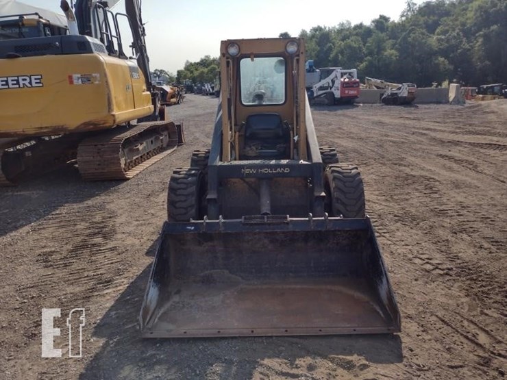 1992-new-holland-l553-image-2