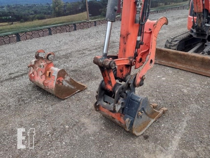 2019-kubota-u35-4-image-18