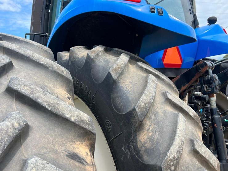 2024-new-holland-t8.410-image-40