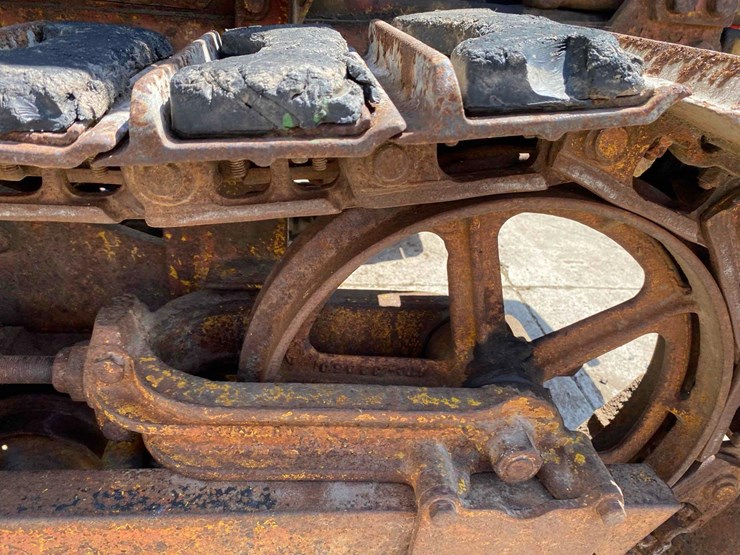 atc-crawler-forklift-image-12