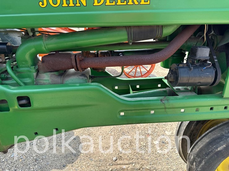 john-deere-b-image-4