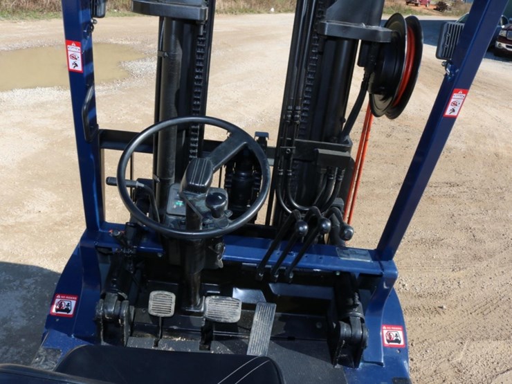 mitsubishi-fg35-image-22