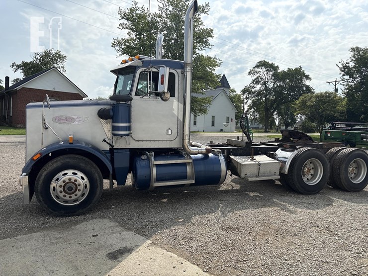 1986-peterbilt-349-image-1