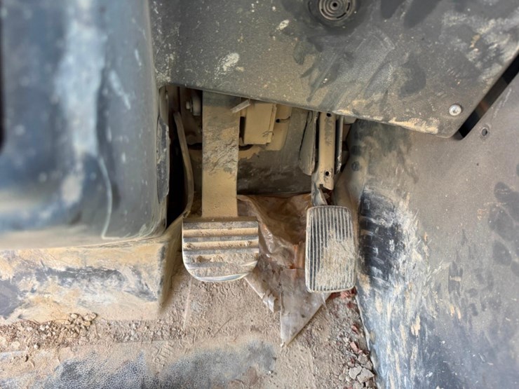 2014-doosan-da30-image-50