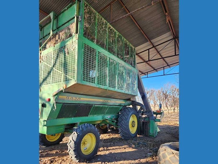 deere-9970-cotton-picker-image-7