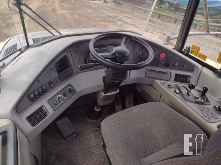 2013-volvo-a40f-image-17