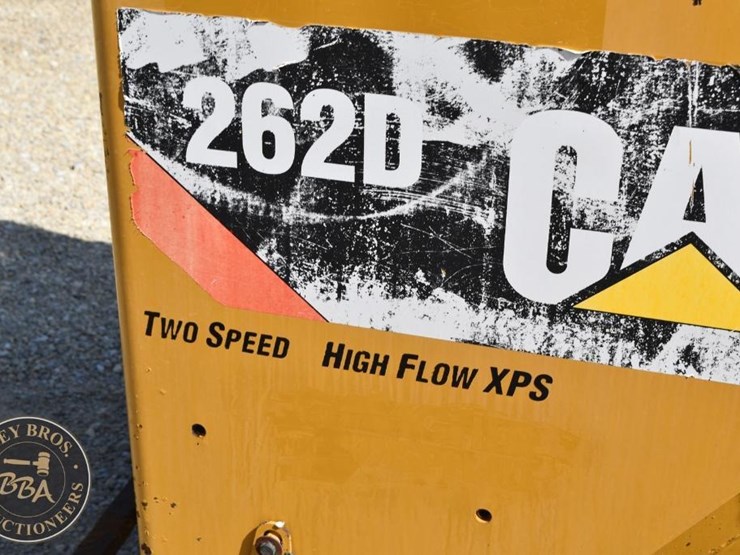 2018-caterpillar-262d-image-46