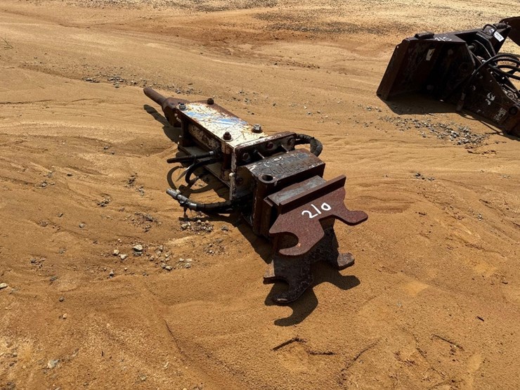 210---kent-excavator-concrete-breaker-image-2