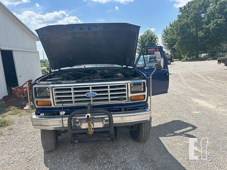 1984-ford-f350-image-5
