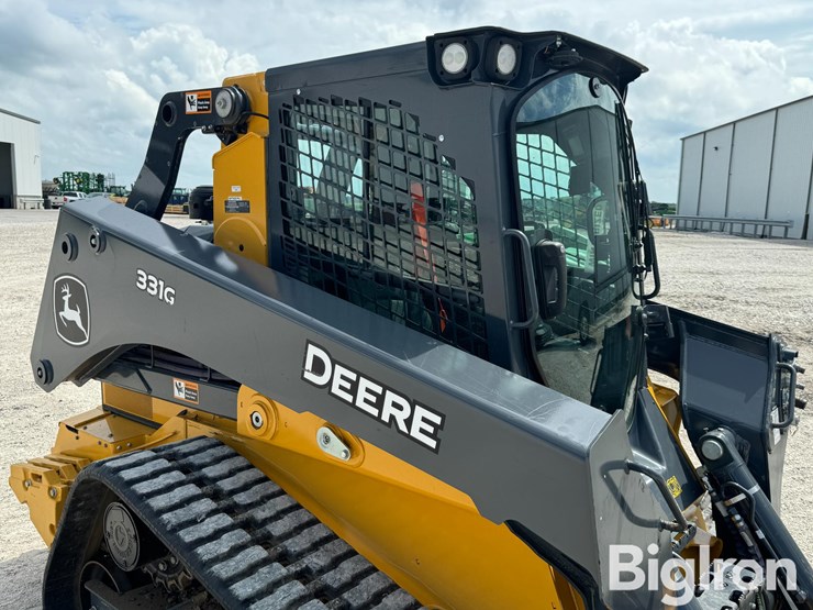 2023-deere-331g-image-17