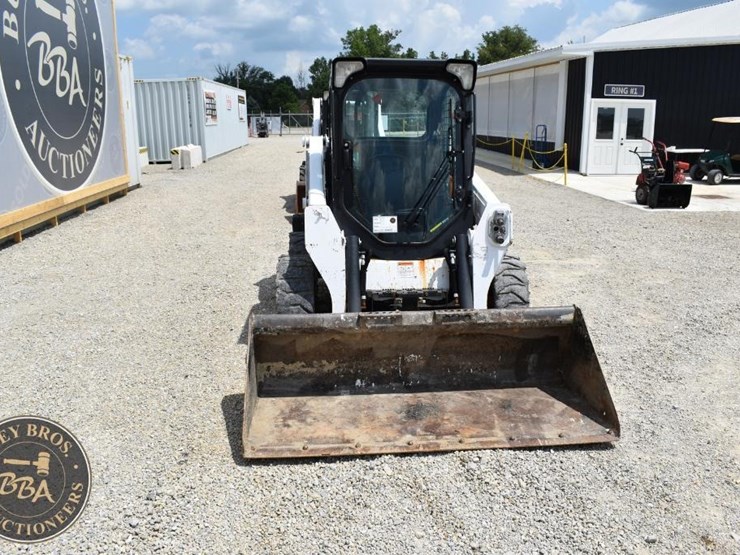 2020-bobcat-s550-image-23