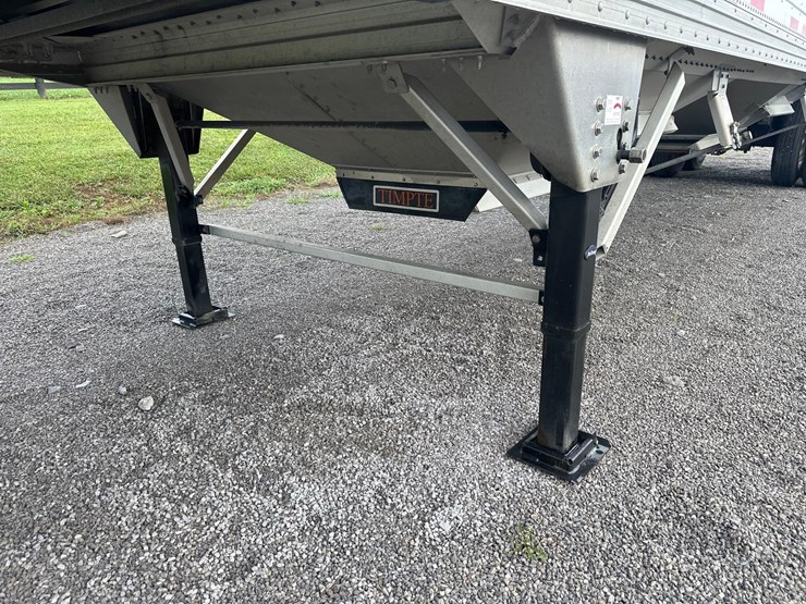 2019-40'-timpte-grain-trailer-image-11