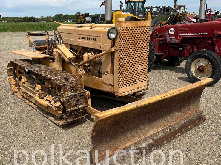 john-deere-420-image-1