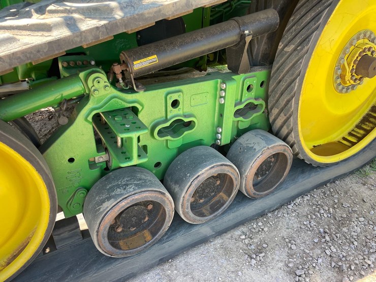 2013-john-deere-8360rt-image-16