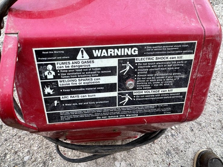 #1408-•-lincoln-welder-image-2