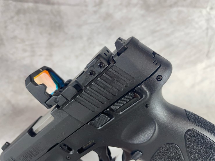 #4375-•-taurus-g3c-9mm-luger-pistol,-sn:-adj682927-image-17