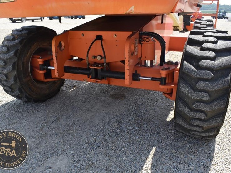 2007-jlg-600s-image-21
