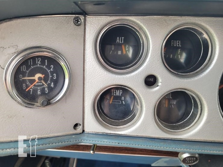 1977-dodge-power-wagon-image-29