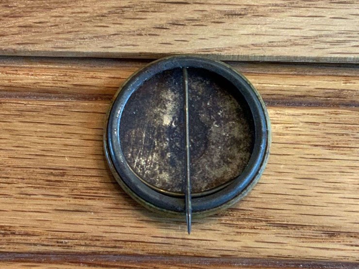 waterloo-boy-tractor-button-image-2