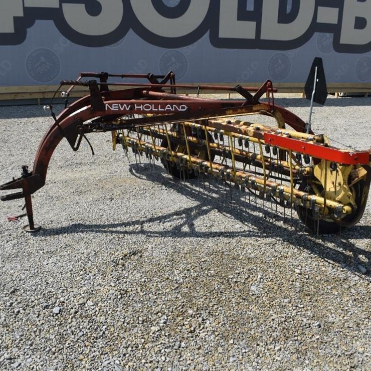 NEW HOLLAND 258