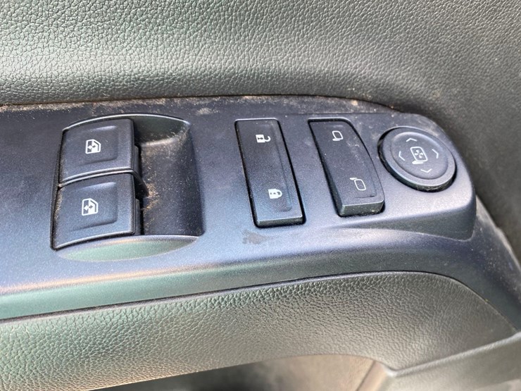 2019-chevrolet-6500-image-45